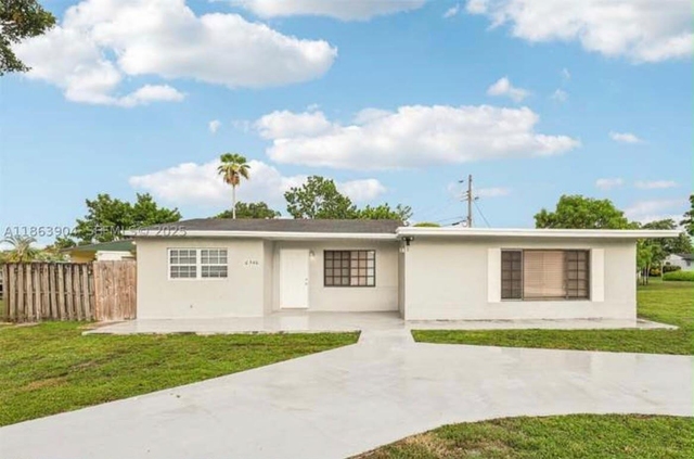6546 Sw 21st Street - Photo 1