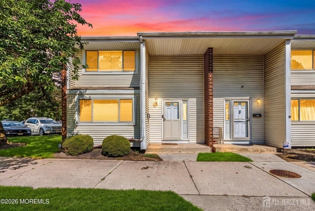 1 Quincy Circle - Photo 1