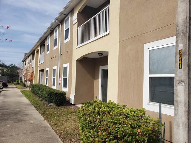 6935 Ortega Woods Drive - Photo 1