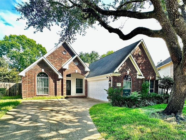 1610 Parkview Lane - Photo 1