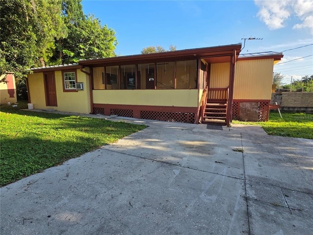 14900 Porter Street - Photo 1