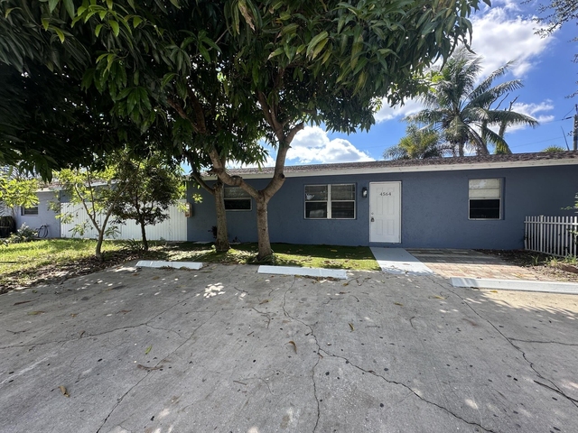 4564 Gulfstream Road - Photo 1