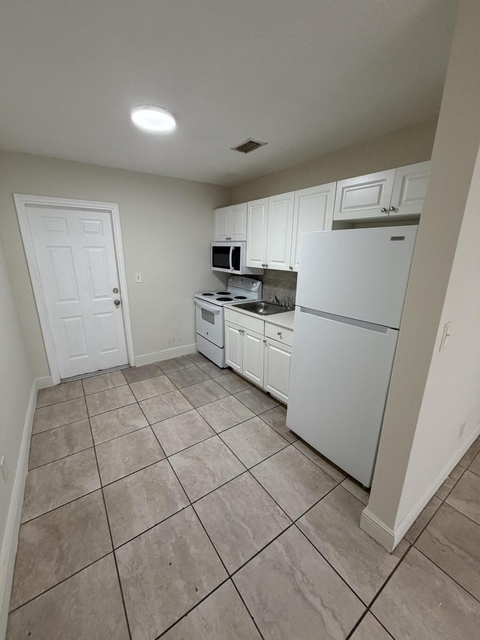 4141 Sw 20th Street - Photo 1