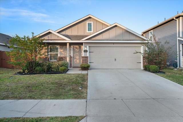 2918 Acacia Drive - Photo 1