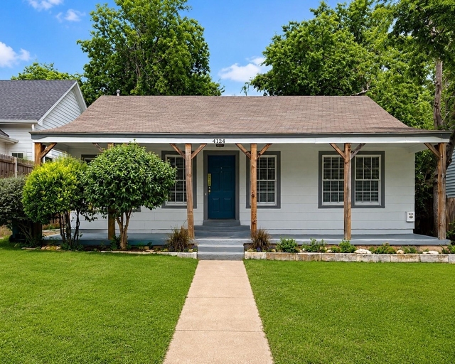 4124 Lovell Avenue - Photo 1