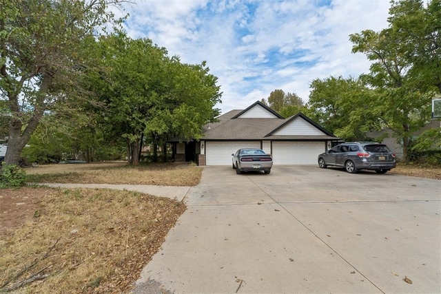 706 W London Street - Photo 1