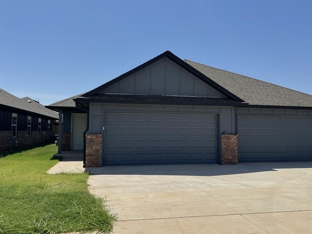 10628 Sw 16th Terrace - Photo 1