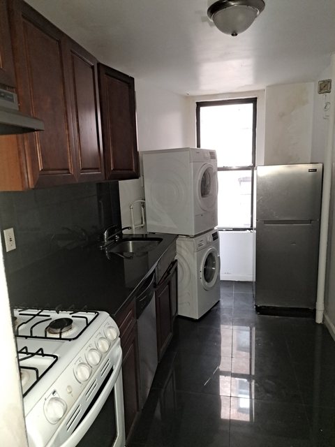 3139 Broadway - Photo 1