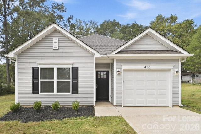 405 Baker Street - Photo 1