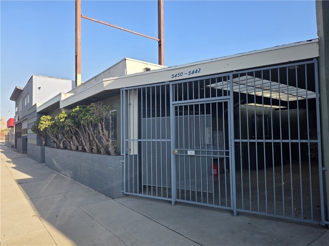 5448 Pomona - Photo 1