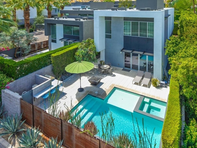 1000 Surrey Lane - Photo 1