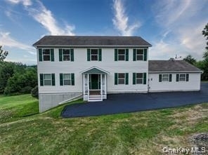 10 Ashlyn Drive - Photo 1
