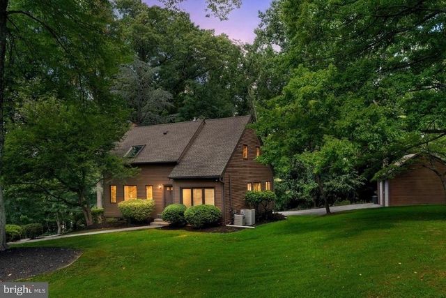20 Jug Hollow Road - Photo 1
