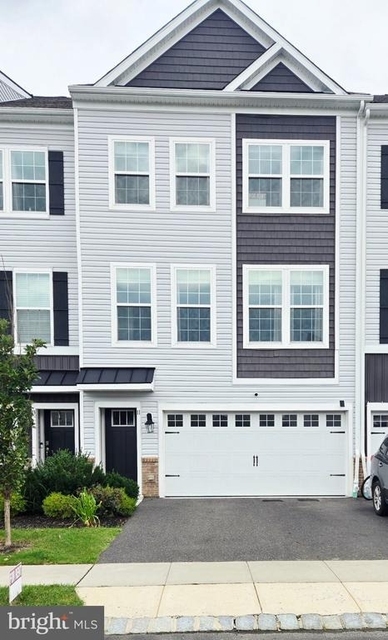 11 Autumn Park Boulevard - Photo 1