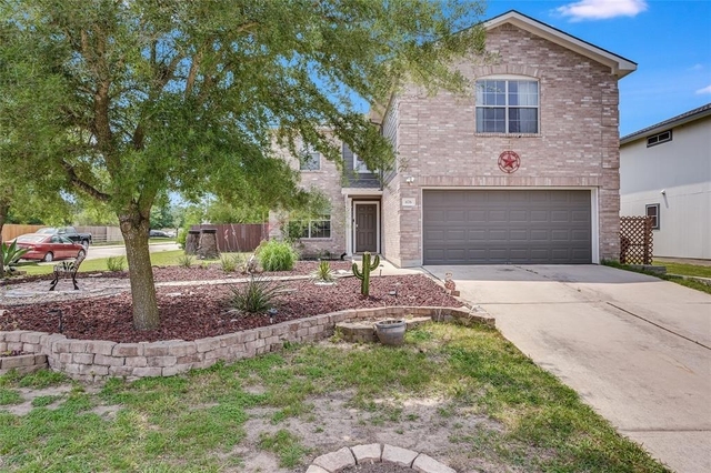 676 Goldenrod St - Photo 1