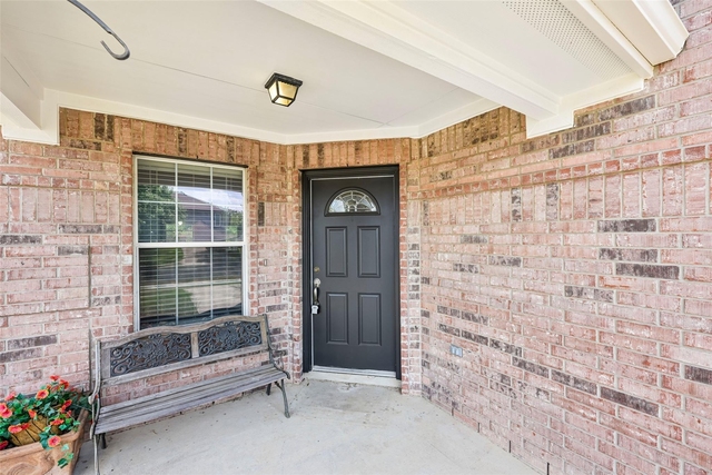 110 Newport Landing Pl - Photo 1