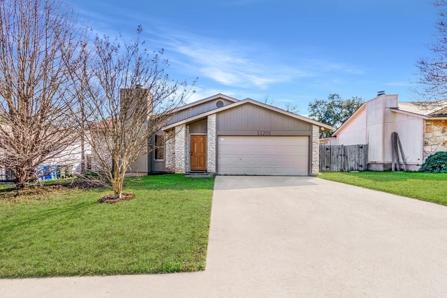 11205 Slippery Elm Trl - Photo 1