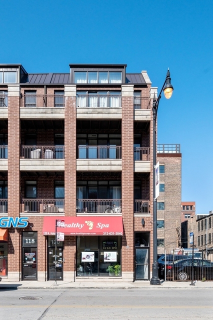 120 N Halsted Street - Photo 1