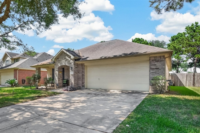 26910 Kingston Glen Lane - Photo 1
