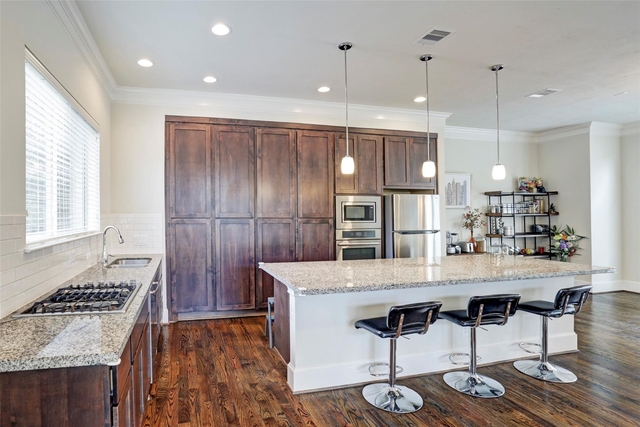 2406 Beall Street - Photo 1