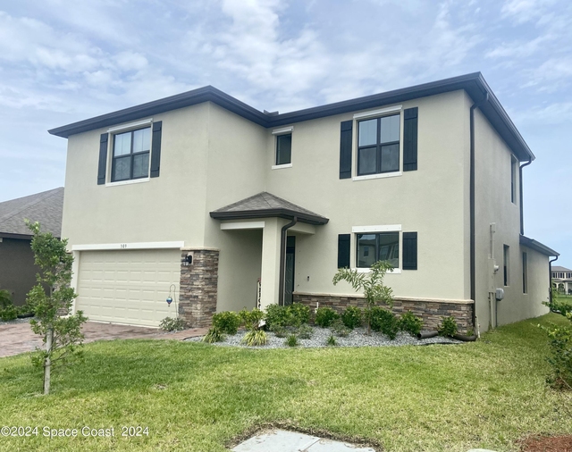 309 Wiregrass Avenue W - Photo 1
