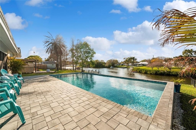 632 Shore Drive - Photo 1
