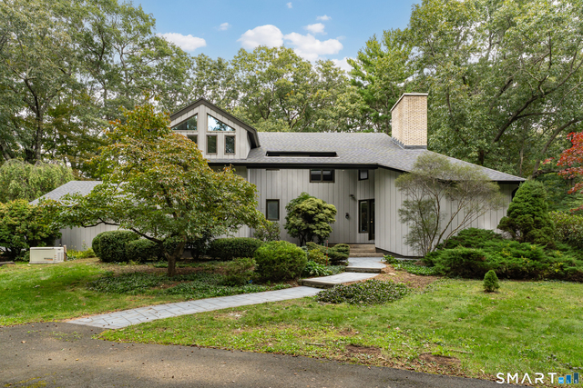 200 Deer Lane - Photo 1