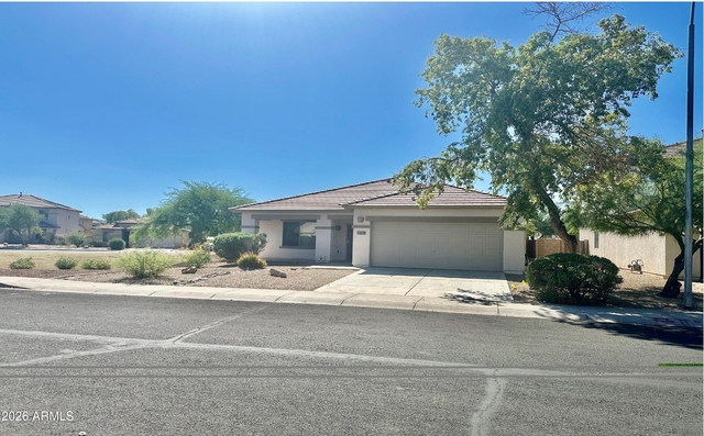 11709 W Sherman Street - Photo 1