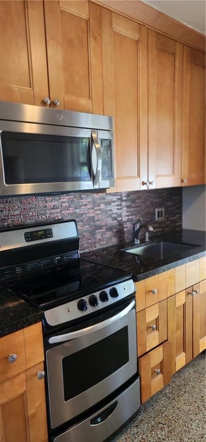 1313 Ne 16th Terrace - Photo 1