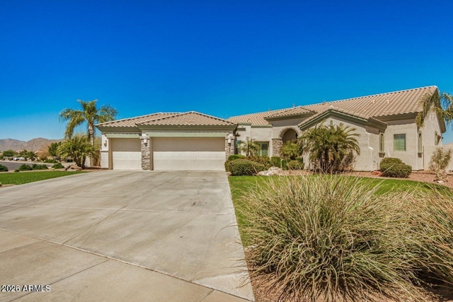 18422 W Montebello Avenue - Photo 1