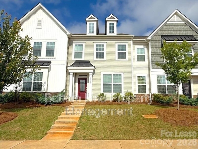 15708 Country House Street - Photo 1