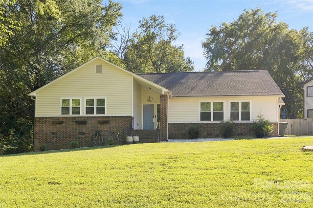 7419 Bent Oak Road - Photo 1