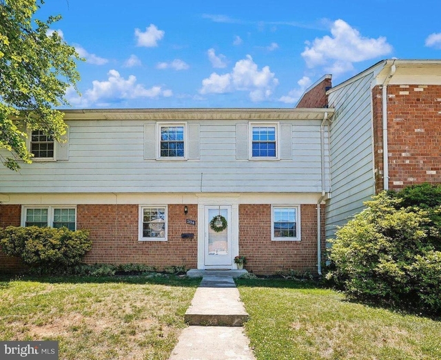 204 Shenandoah Street Se - Photo 1