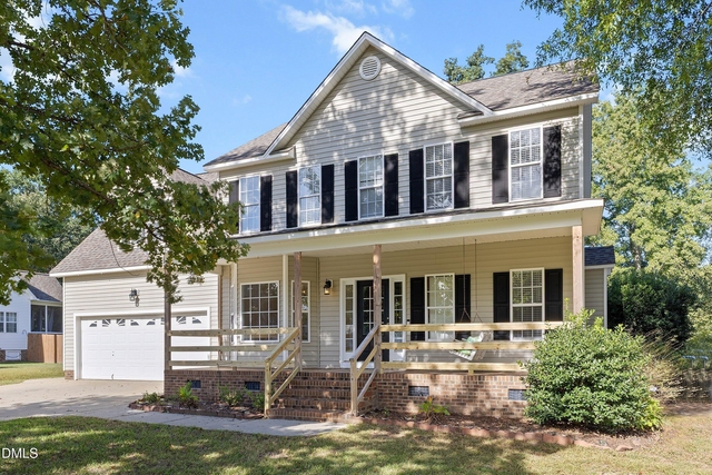 223 Presley Boulevard - Photo 1