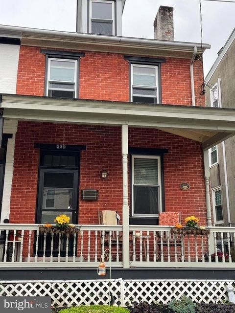 230 Morgan Street - Photo 1