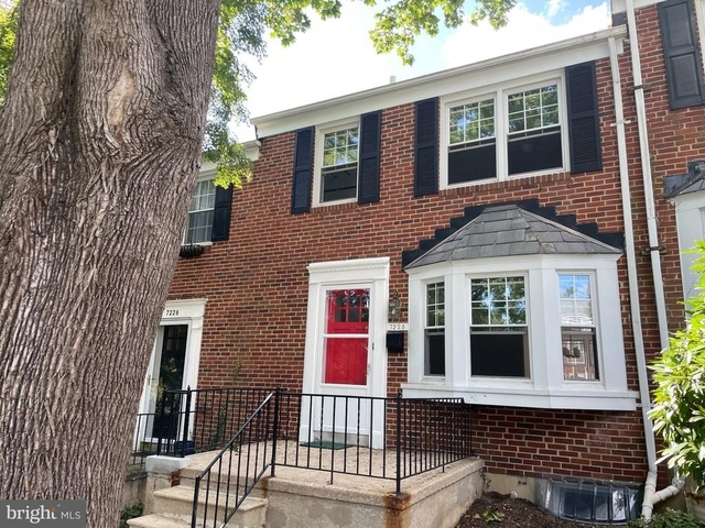 7228 Lanark Road - Photo 1