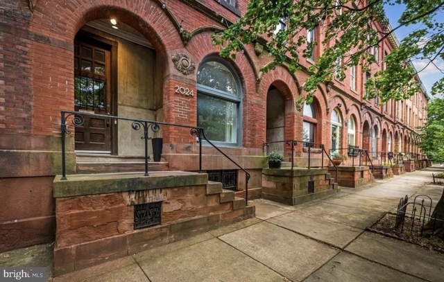 2024 Park Avenue - Photo 1