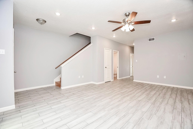 820 Threadneedle Street - Photo 1