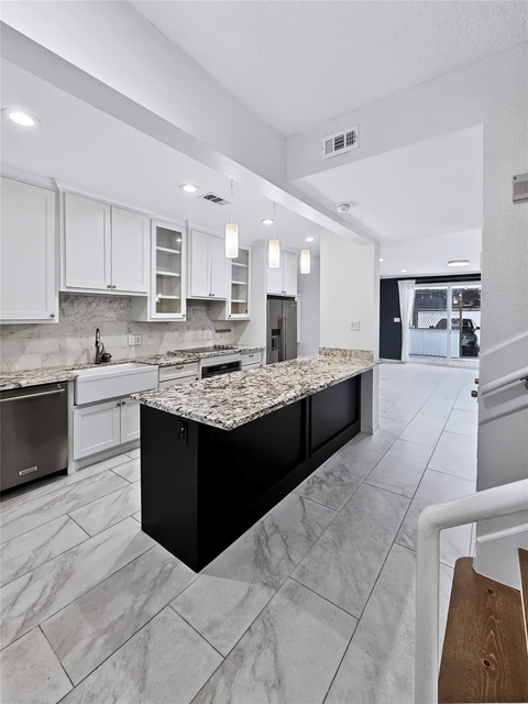 1201 Mcduffie Street - Photo 1