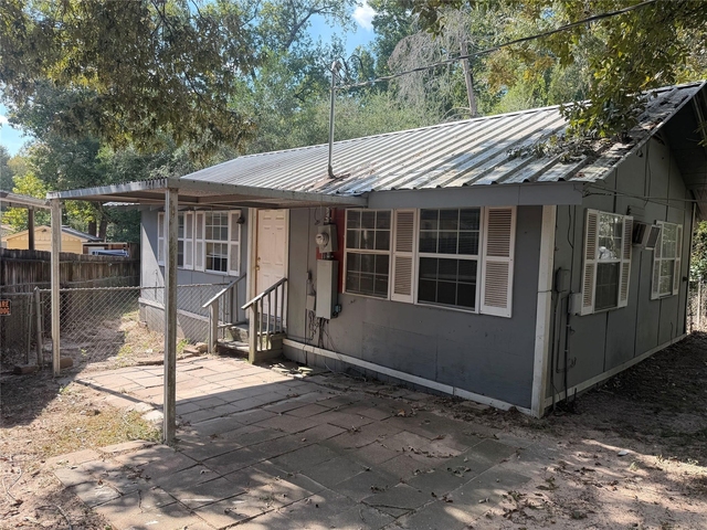 5912 Skylane Drive - Photo 1