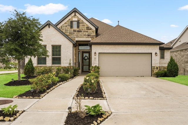2003 Laurelwood Trail - Photo 1