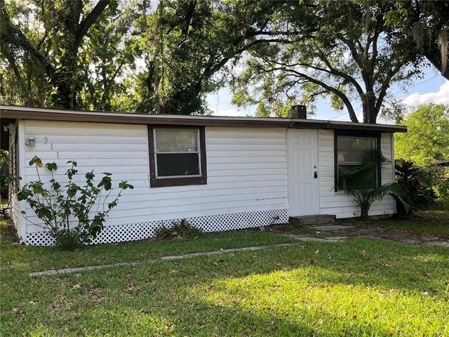 911 S Kelly Avenue - Photo 1