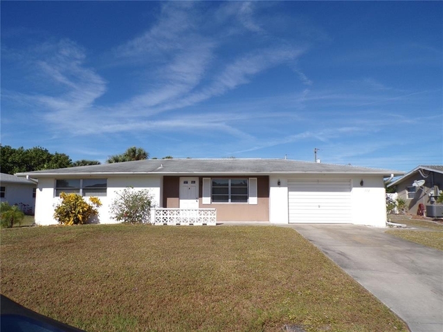 772 S Ellicott Circle - Photo 1
