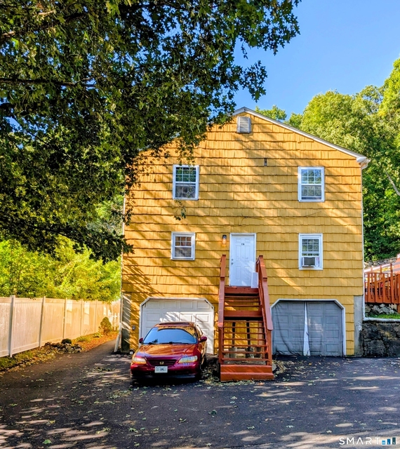 2 Irving Place - Photo 1