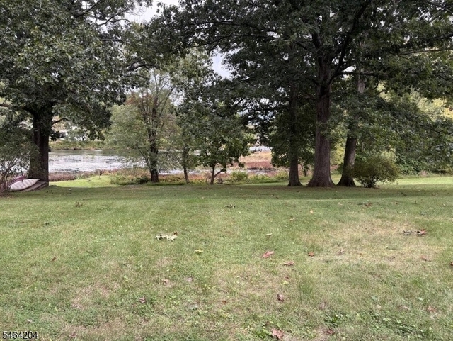 145 Lake Ave - Photo 1