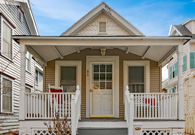 88 Webb Avenue - Photo 1