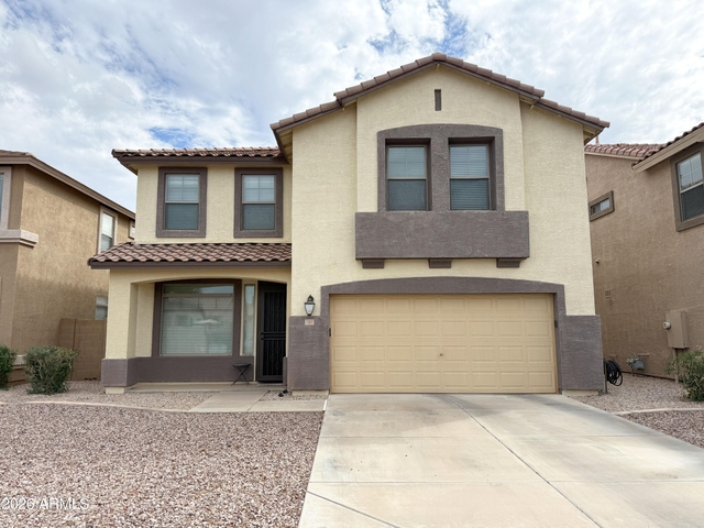 1967 E Browning Place - Photo 1