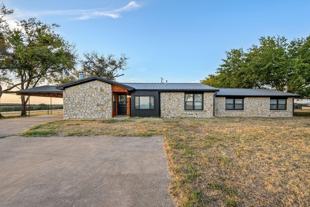 1095 County Road 407 - Photo 1