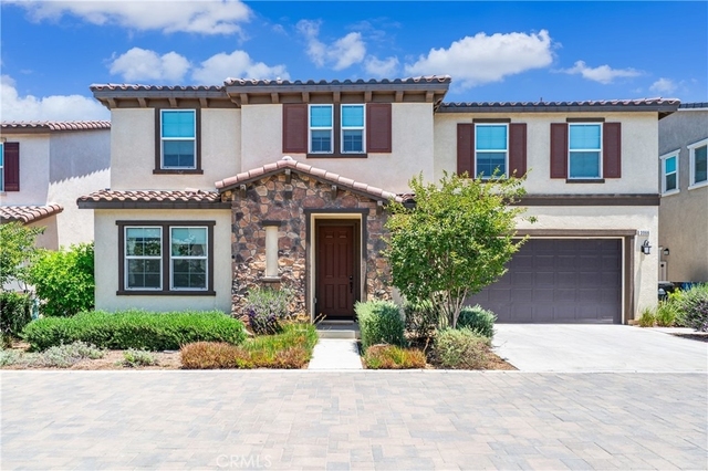 3966 E Catalina Street - Photo 1