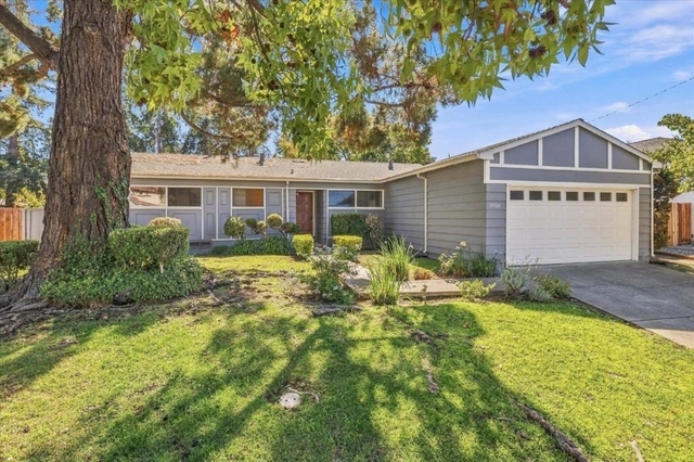 19960 Pear Tree Lane - Photo 1
